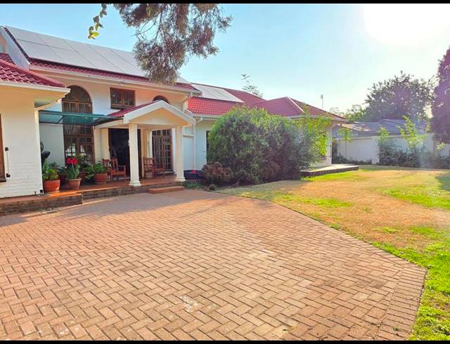 5 BEDROOM HOUSE FOR SALE IN MEYERTON CENTRAL